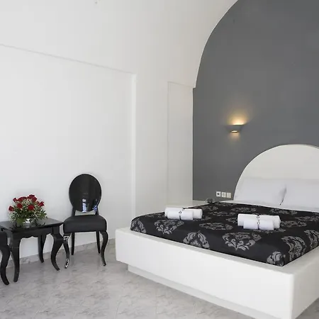 Philippion Boutique 4* Fira (Santorini)